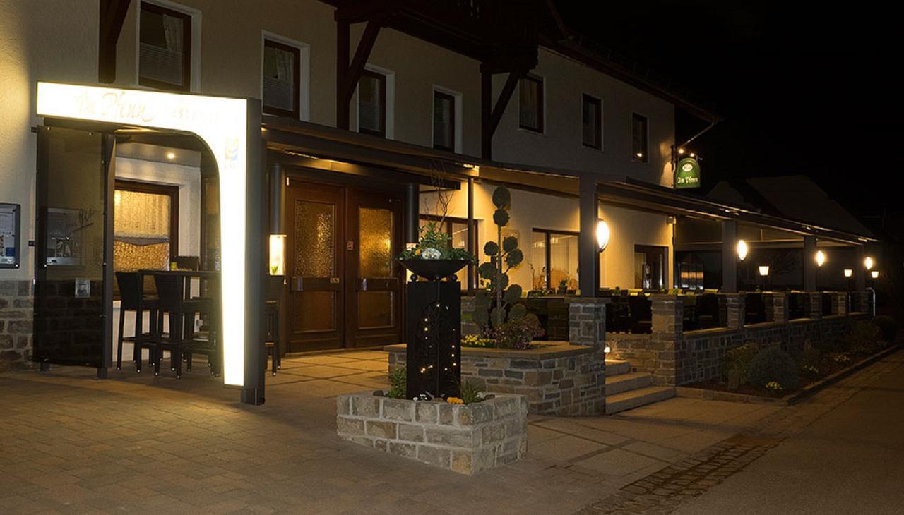 Restaurant - Pension Im Pfenn Irrhausen Экстерьер фото